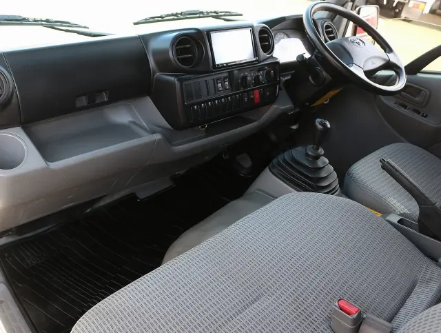 トヨタ トヨエース QDF-KDY231(2WD)の写真38