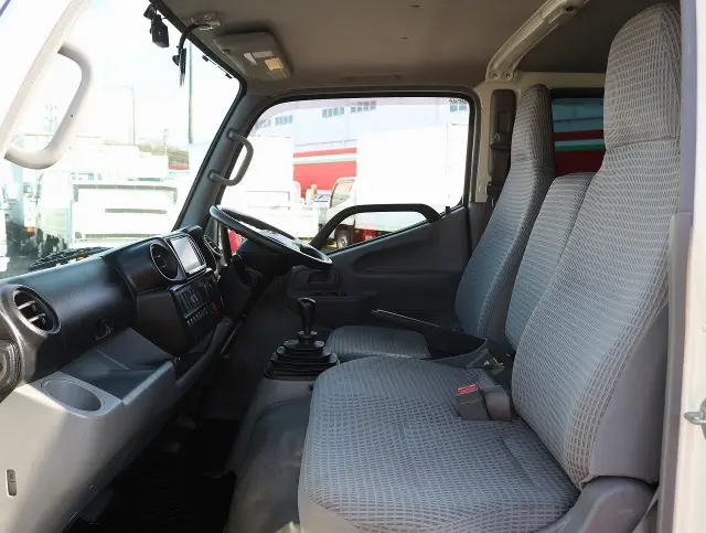 トヨタ トヨエース QDF-KDY231(2WD)の写真39