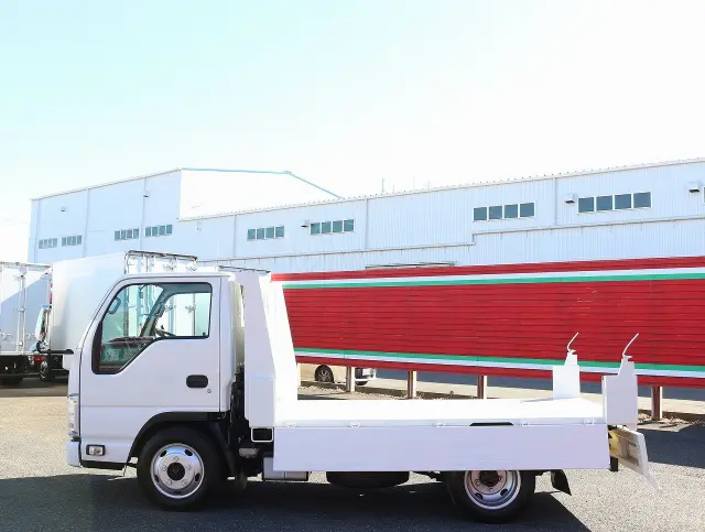 いすゞ エルフ TKG-NJR85AD(2WD)の写真17