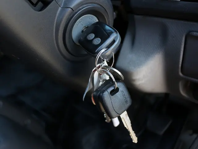 いすゞ エルフ TKG-NJR85AD(2WD)の写真42