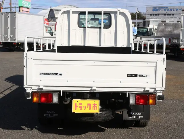 いすゞ エルフ TRG-NJR85A(2WD)の写真6