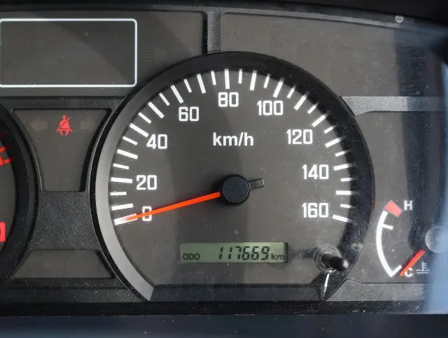 いすゞ エルフ TRG-NJR85A(2WD)の写真37