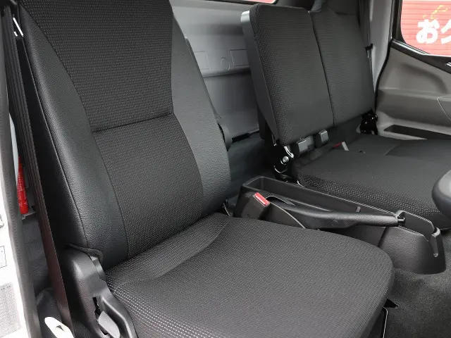 三菱 キャンター 2PG-FEB80(2WD)の写真42