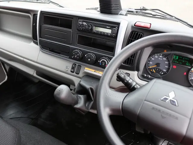 三菱 キャンター 2PG-FEB80(2WD)の写真43