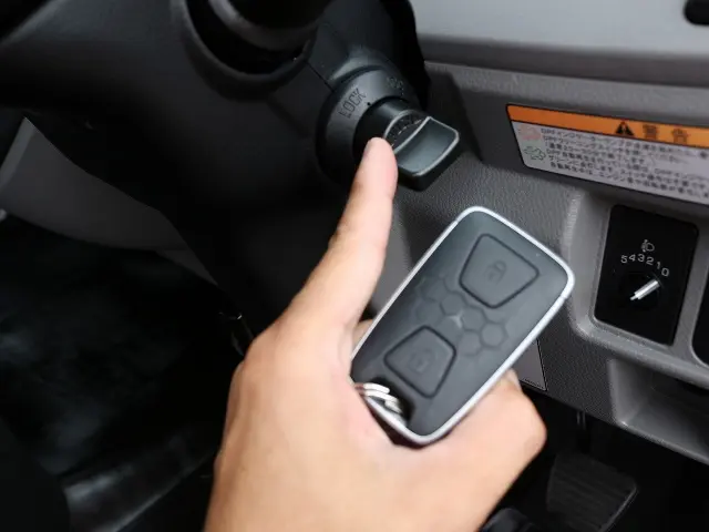 三菱 キャンター 2PG-FEB80(2WD)の写真45