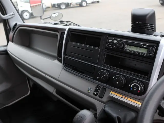 三菱 キャンター 2PG-FEB80(2WD)の写真46