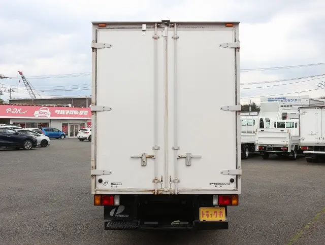 いすゞ エルフ TKG-NHR85AN(2WD)の写真6