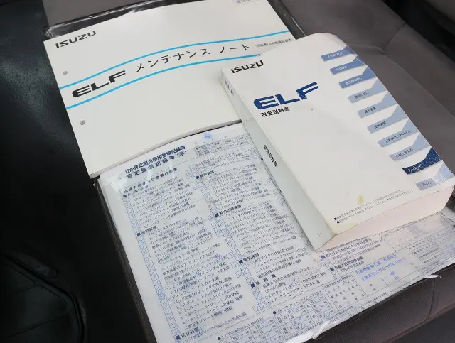 いすゞ エルフ TKG-NHR85AN(2WD)の写真20