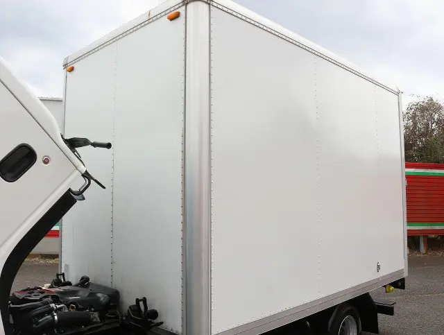 いすゞ エルフ TKG-NHR85AN(2WD)の写真21