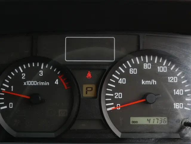 いすゞ エルフ TKG-NHR85AN(2WD)の写真34