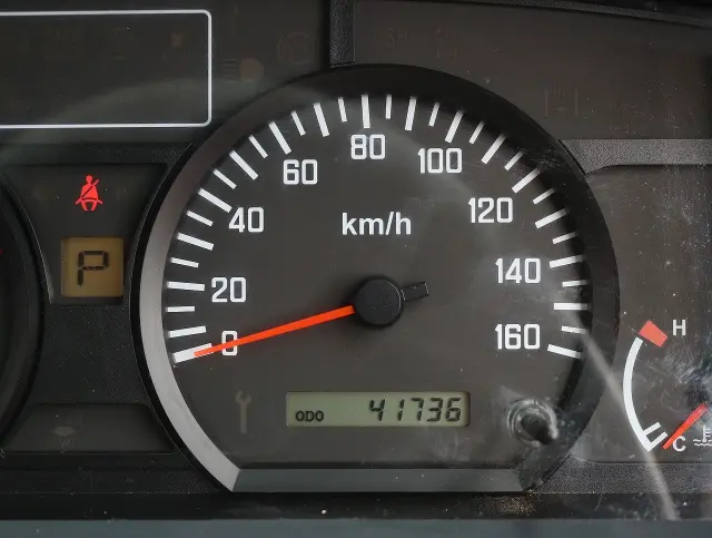 いすゞ エルフ TKG-NHR85AN(2WD)の写真35