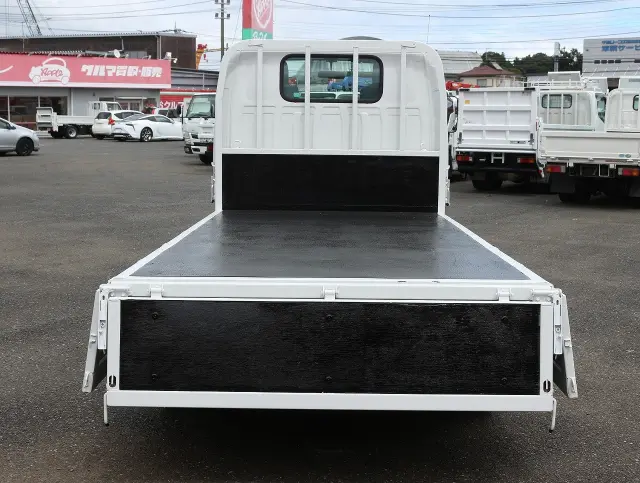 いすゞ エルフ TRG-NJR85A(2WD)の写真15