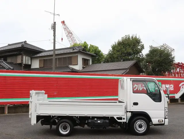 いすゞ エルフ TKG-NHR85Aの写真4