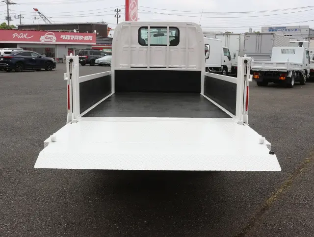 いすゞ エルフ TKG-NHR85Aの写真10