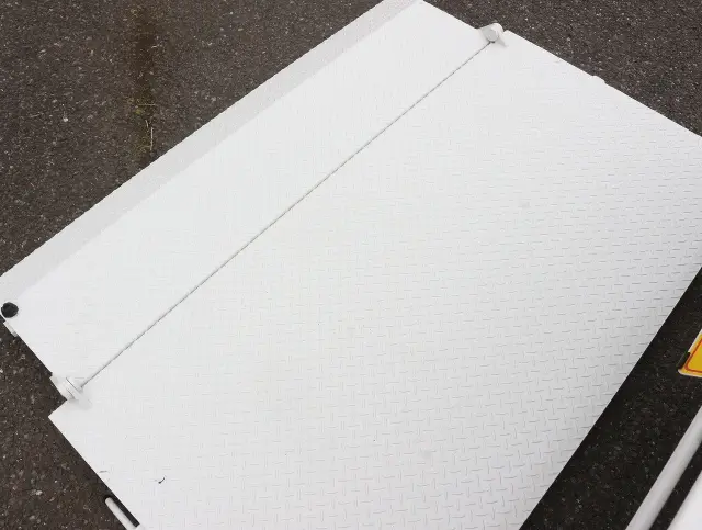 いすゞ エルフ TKG-NHR85Aの写真11