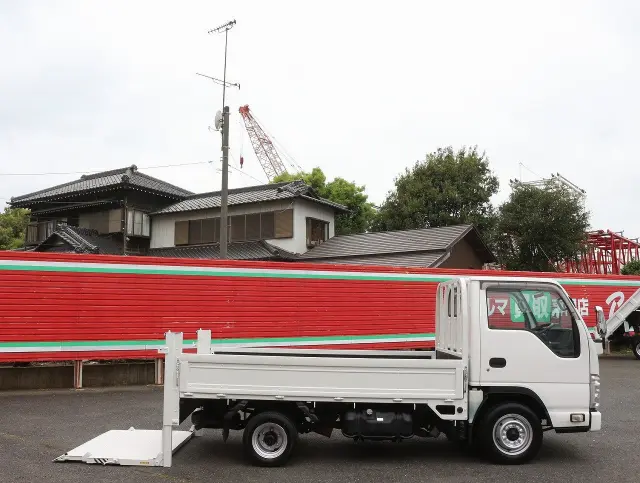 いすゞ エルフ TKG-NHR85Aの写真12