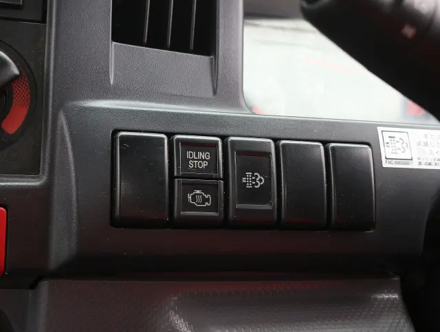 いすゞ エルフ TKG-NHR85Aの写真39