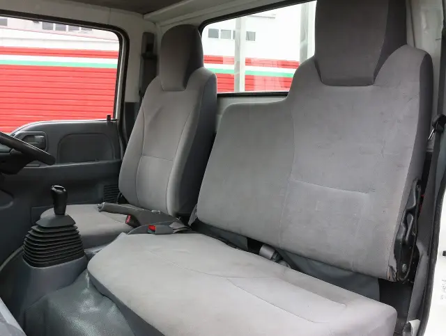 いすゞ エルフ TKG-NHR85Aの写真44