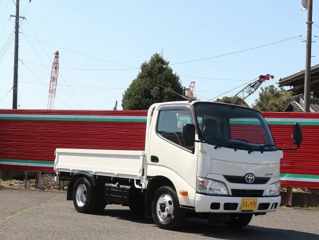 トヨタ ダイナ TKG-XZC605(2WD)の写真3