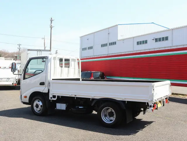 トヨタ ダイナ TKG-XZC605(2WD)の写真7