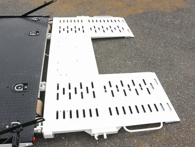 いすゞ エルフ 2RG-NPR88AN(2WD)の写真13