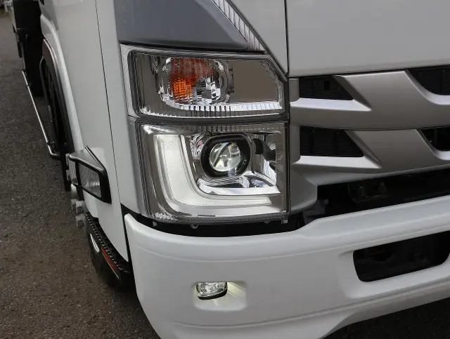 いすゞ エルフ 2RG-NPR88AN(2WD)の写真23