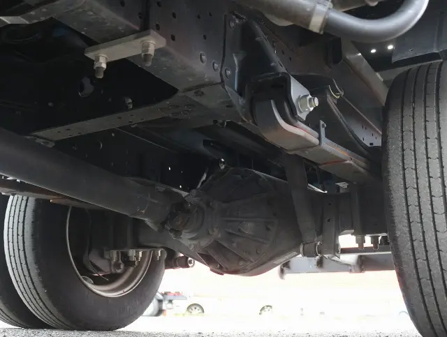 いすゞ エルフ 2RG-NPR88AN(2WD)の写真33