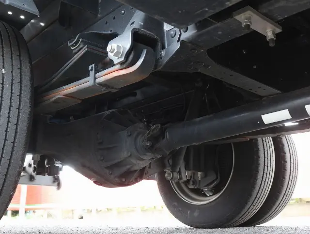 いすゞ エルフ 2RG-NPR88AN(2WD)の写真34