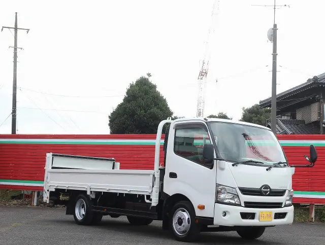 日野 デュトロ TPG-XZU710M(2WD)の写真3