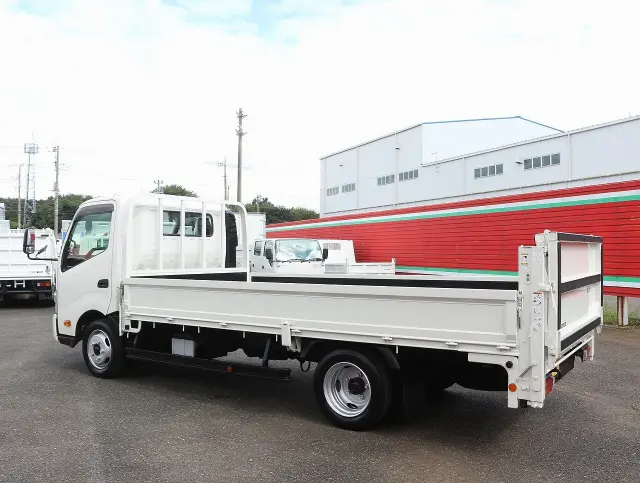 日野 デュトロ TPG-XZU710M(2WD)の写真7