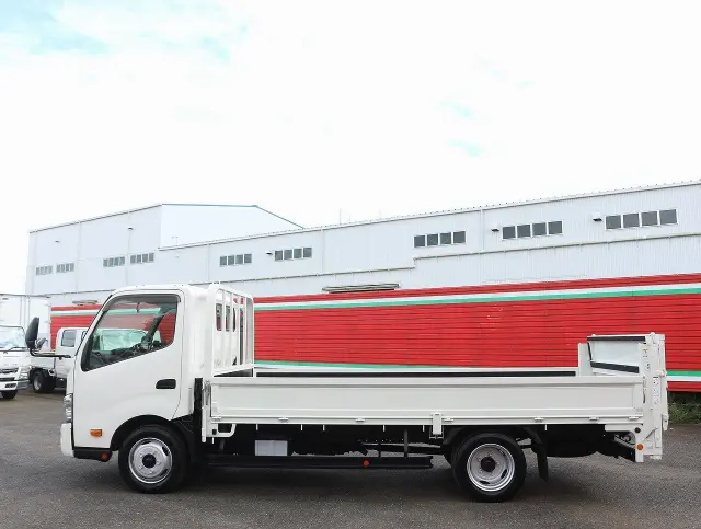 日野 デュトロ TPG-XZU710M(2WD)の写真8