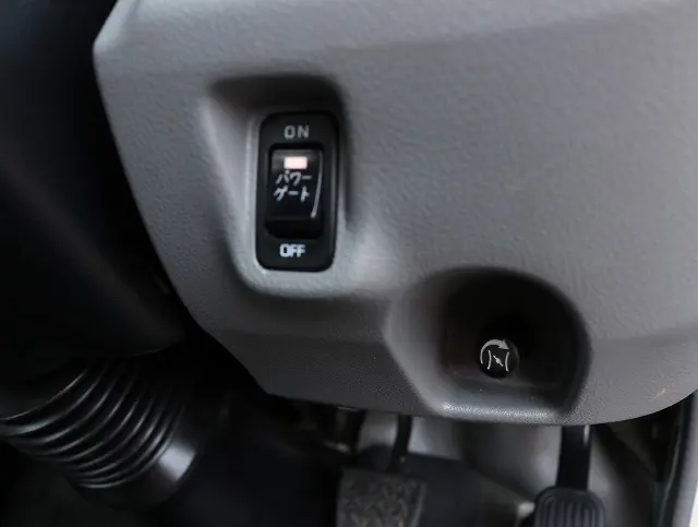 日野 デュトロ TPG-XZU710M(2WD)の写真40