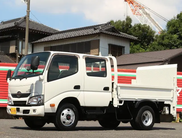 フロント|トヨタ ダイナ TKG-XZU685(4WD)の写真1