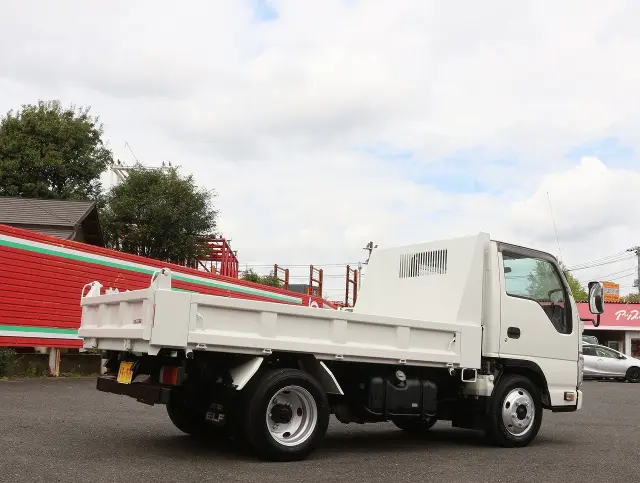 いすゞ エルフ TPG-NJR85AD(2WD)の写真5