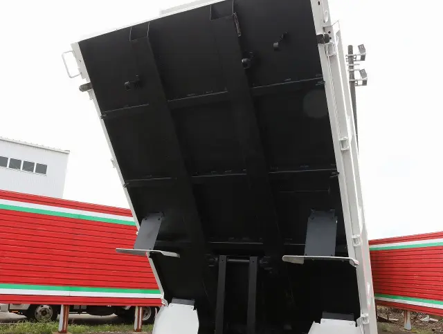 いすゞ エルフ TPG-NJR85AD(2WD)の写真24