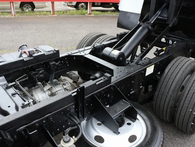 いすゞ エルフ TPG-NJR85AD(2WD)の写真26