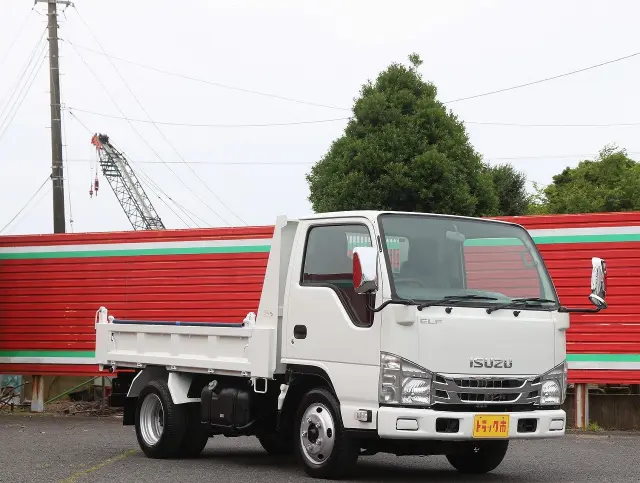 いすゞ エルフ TPG-NJR85AN(2WD)の写真4