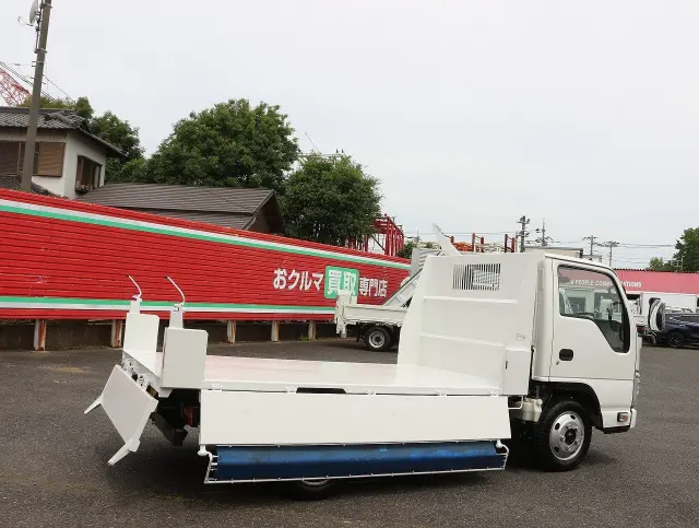 いすゞ エルフ TPG-NJR85AN(2WD)の写真14