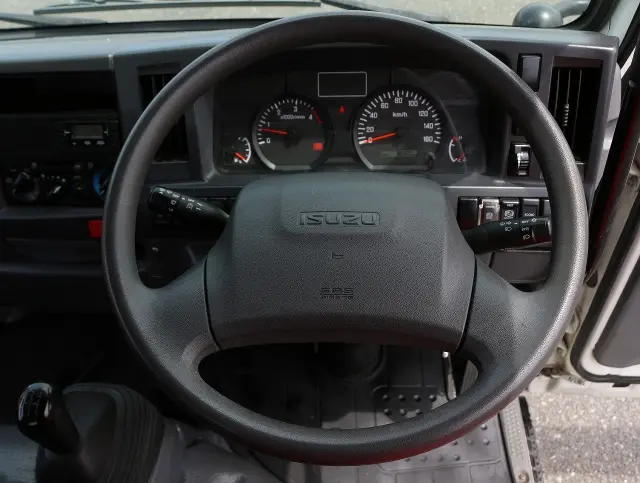 いすゞ エルフ TPG-NJR85AN(2WD)の写真36