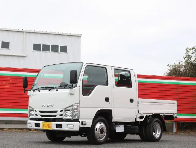 いすゞ エルフ TPG-NJS85A(4WD)の写真1