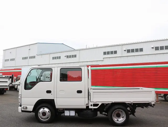 いすゞ エルフ TPG-NJS85A(4WD)の写真8