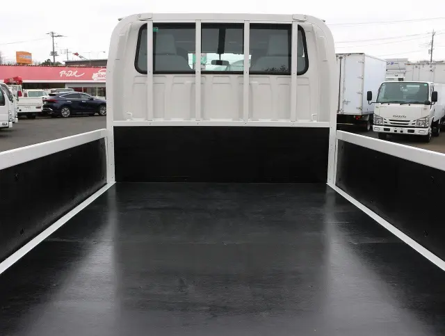 いすゞ エルフ TPG-NJS85A(4WD)の写真10