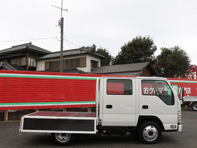 いすゞ エルフ TPG-NJS85A(4WD)の写真13