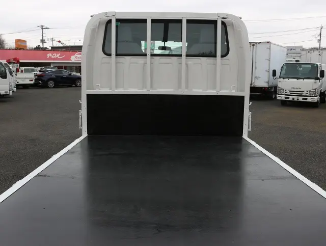 いすゞ エルフ TPG-NJS85A(4WD)の写真16