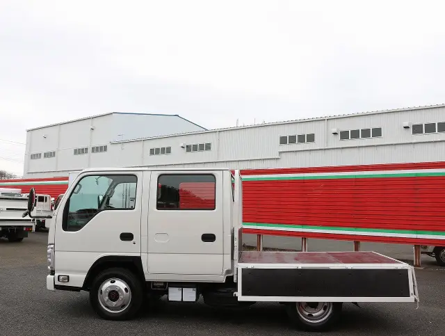 いすゞ エルフ TPG-NJS85A(4WD)の写真18