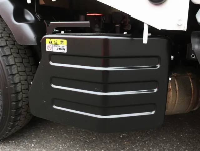 いすゞ エルフ TPG-NJS85A(4WD)の写真24