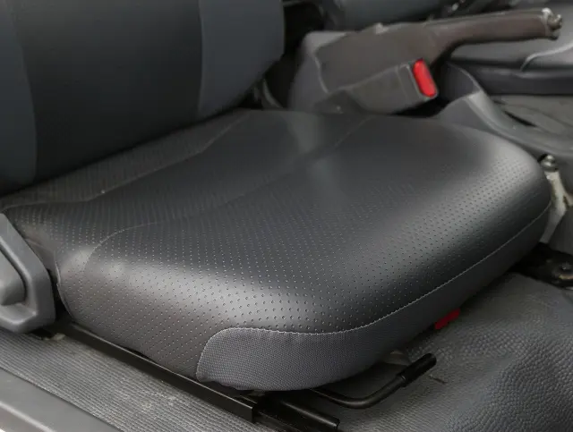 いすゞ エルフ TPG-NJS85A(4WD)の写真29