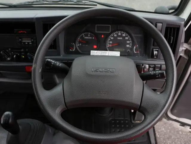 いすゞ エルフ TPG-NJS85A(4WD)の写真31