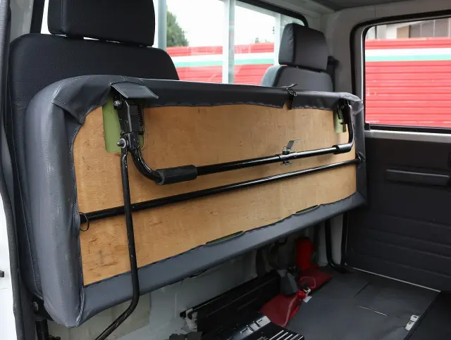 いすゞ エルフ TPG-NJS85A(4WD)の写真48