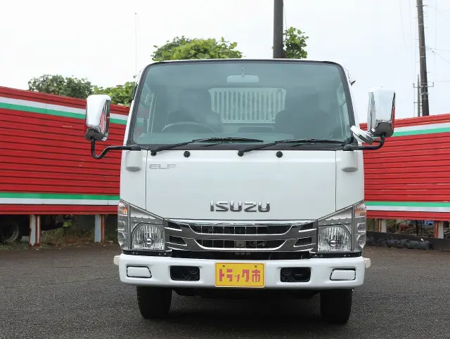 いすゞ エルフ BKG-NKR/8AN(2WD)の写真3